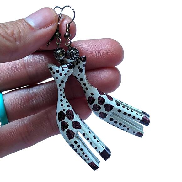 Artisan Hand Carved Painted Giraffe African Safari Dangly Pierced Earrings - Picture 3 of 4